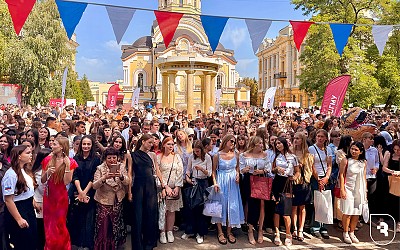 Saratov State Medical University Celebrates New Academic Year at StudFest "Freshman"
